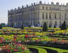 Descubre la majestuosidad del Palacio de Skottvångs: Historia, arquitectura y secretos