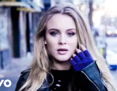 Descubre el éxito de Zara Larsson con su hit ‘Uncover’ | Análisis y curiosidades