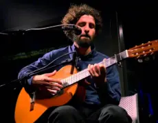 Descubre la magia de la música de José González: el artista indie que conquista corazones