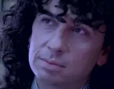 Descubre la trayectoria musical de Magnus Uggla, el icono del rock sueco