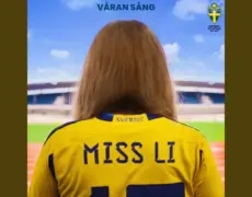 Descubre el talento y encanto de Miss Li: La cantante que está conquistando el mundo